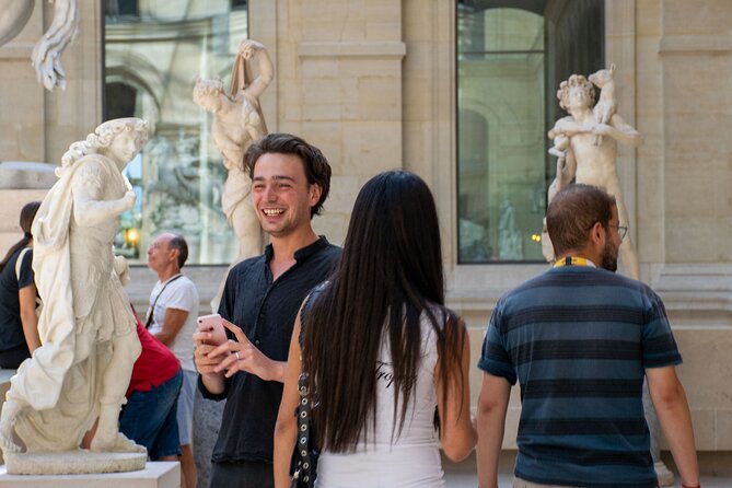 Louvre Wheelchair-Accessible Private Tour – Stress-Free & Easy - Step-free highlights, planned around your pace