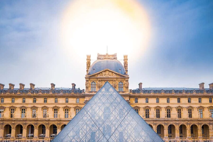 Mona Lisa & Treasures: 6-people Max Louvre Experience - Why This Small-Group Louvre Hits Different