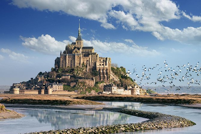 Mont Saint-Michel Day Trip from Paris with Abbey Ticket - What You’ll Actually Do at Mont Saint-Michel