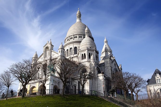 Montmartre District Walking Tour in Paris - Why the artist stories make a difference on this walk