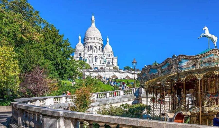Montmartre: Guided Tour for Kids and Families - Carousels and playground breaks that keep kids engaged