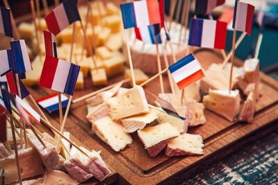 Montmartre Hidden Gems and Scenic Highlights Walking Tour