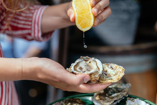 Montmartre Private Food Walking Tour With Locals: The 10 Tastings - Place du Tertre: Culture Between Bites