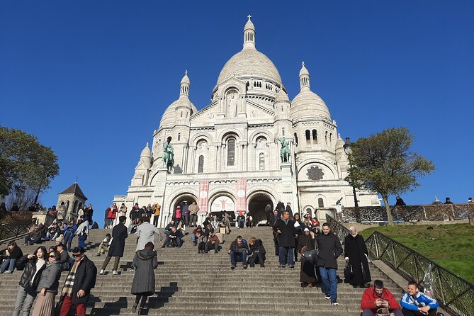 Montmartre/Sacre-Coeur/Paris- Artistic & Bohemian Epicenter - Start near Place des Abbesses, then let the hill set the mood