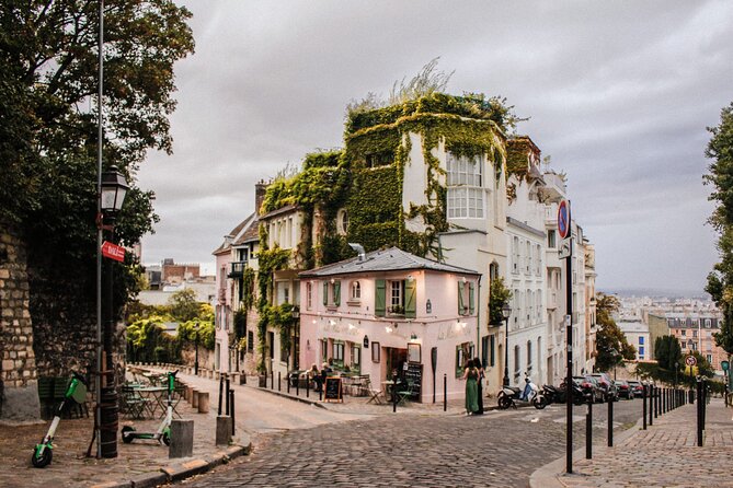 Montmartre: Secret Stories of Paris - Self-Guided Audio Tour - Stop 4: La Maison Rose, Maurice Utrillo, and art you can almost copy