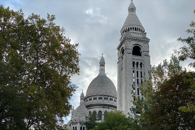Montmartre Semi Private Tour: from Moulin Rouge, to Sacré-Cœur - Logistics that actually matter for your day