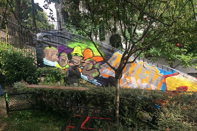 Montmartre Street Art Tour with an Artist - Who should book this Montmartre street art tour?