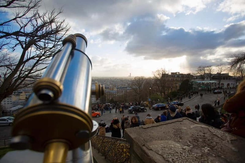 Montmartre. The artist village+its unique charm. My hood. - Should you book this Montmartre tour?