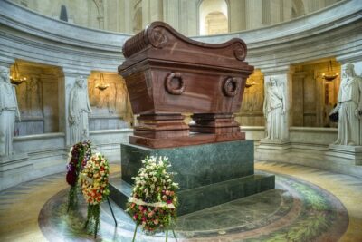 Napoleon Bonaparte: Life & Legacy Guided Tour + Visit to his Tomb