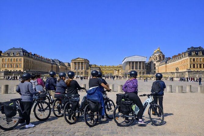 Nature electric bike ride from Paris to Versailles - E-Bikes, Helmets, and How the Ride Actually Feels