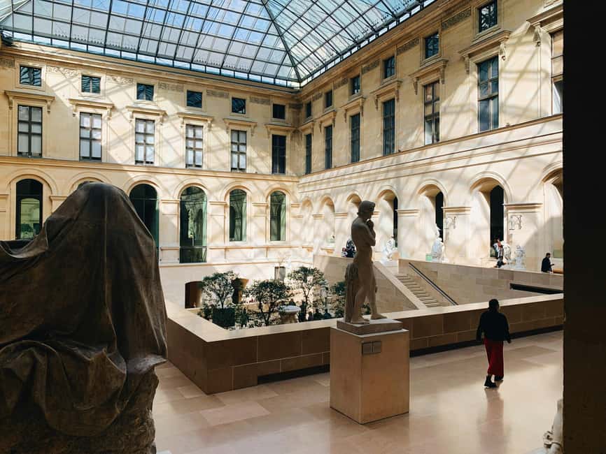 Night at the Louvre Museum: 6-people Max Guided Exploration - Price and value: what $181 buys you