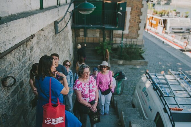 Night Out in Paris: Boho Vibes & City Lights - Rue de la Huchette and the student and music pulse of the Latin Quarter