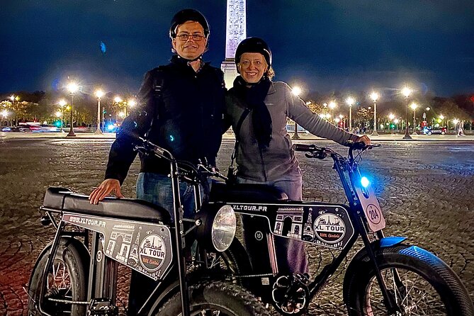 Night / Sunset Tour of Paris in Electric Bike - Pont Alexandre III to Eiffel: the postcard stretch from the bike