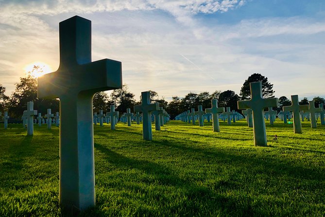 Normandy 2Days Trip Landing Beaches and Mont St Michel from Paris - Honfleur: the harbor town break you didn’t know you needed