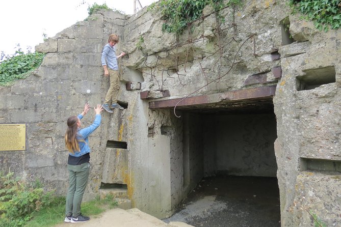 Normandy D-Day Private Tour with Omaha Beach from Paris - Colleville-sur-Mer American Cemetery, then lunch in Port-en-Bessin
