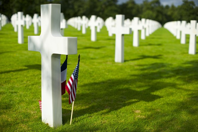 Normandy D-Day Tour Guided Small Group From Paris - The “small group” advantage: Why 15 seats changes the tone