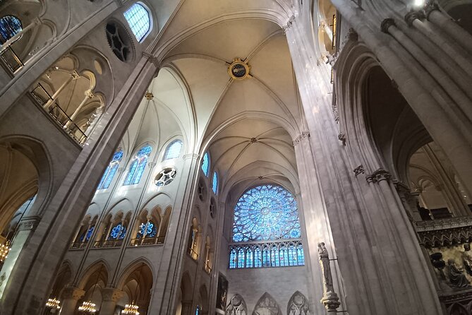 Notre-Dame Cathedral Private tour - Gargoyles, stained glass, and the stories behind the stone
