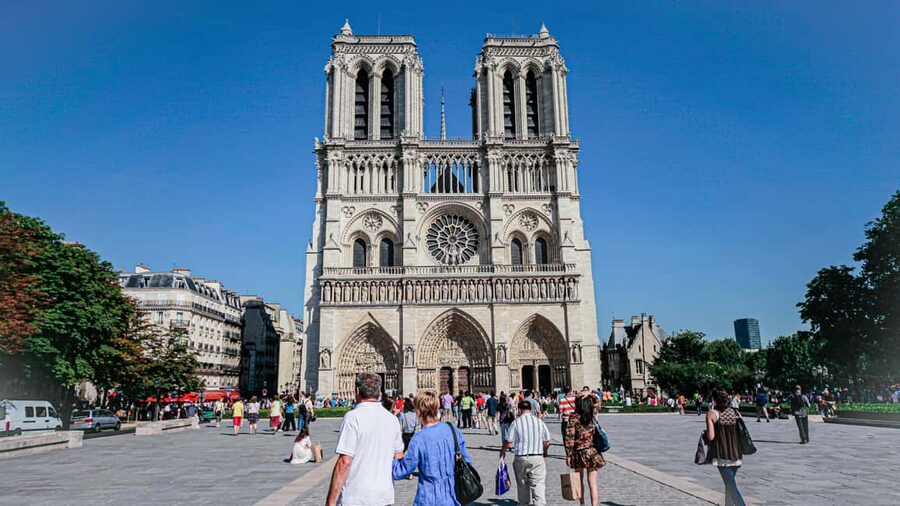 Notre Dame Cathedral :Reserved Access, Cruise & Outside Tour - Key things worth knowing before you go