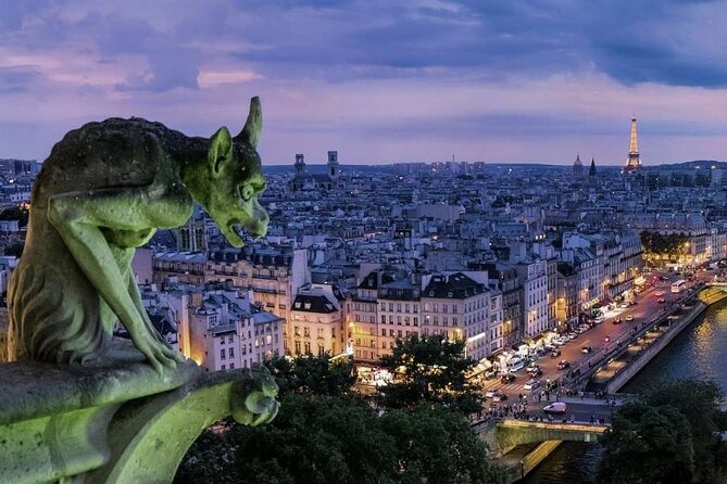 Notre Dame de Paris Interior Guided Tour - Hidden streets and nearby landmarks: why the area walk helps