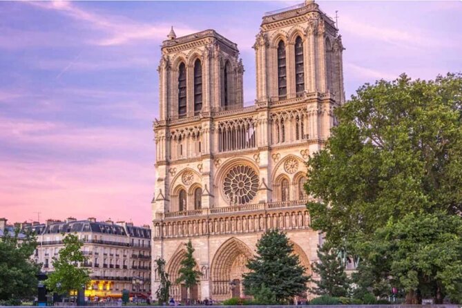 Notre Dame de Paris: Semi Private or Private Guided Tour Guide - Key things to know before you go