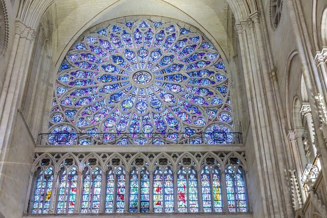 Notre Dame de Paris: Semi Private or Private Guided Tour Guide - Should You Book This Private Notre Dame Tour?