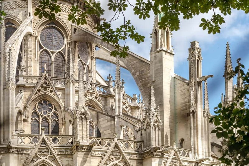 Notre Dame Guided Tour with Access to the Cathedral - Île de la Cité in 60 Minutes: What You See on the Walk