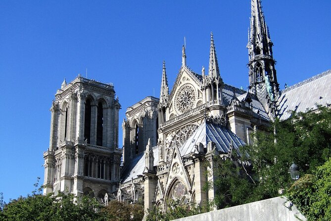 Notre Dame Guided Tour with Scheduled Group Access in option - Key highlights to expect