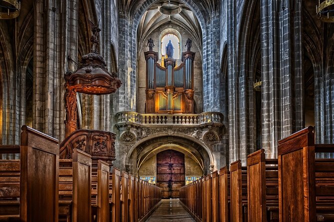 Notre Dame Guided Tour with Scheduled Group Access Option - FAQ