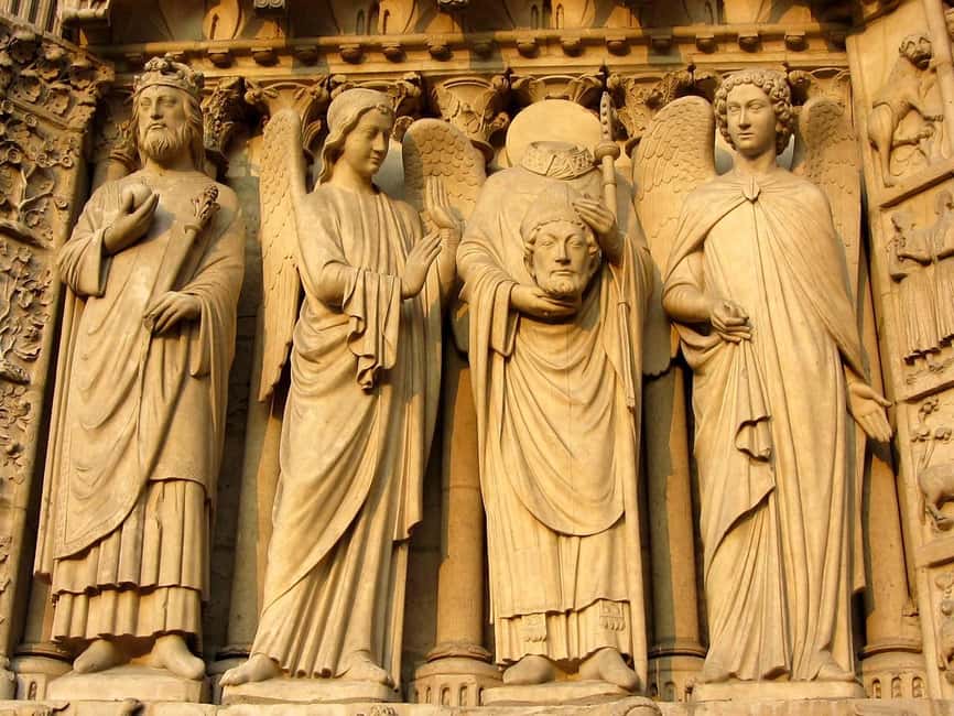 Notre-Dame & Ile de la Cité–Louvre with a local - Key moments you will remember