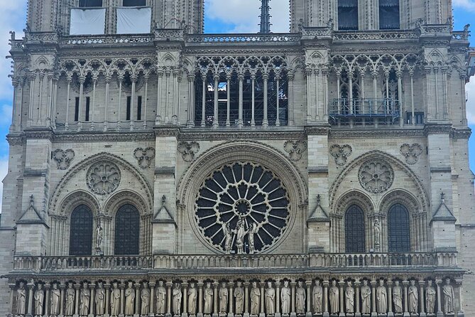 Notre Dame Outdoor Walking Tour and Entrance to Sainte Chapelle - How to pace your day around the tour