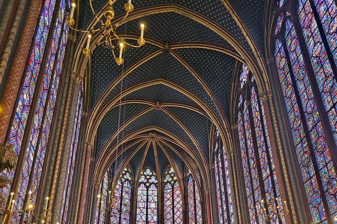 Notre Dame Paris Outdoor Tour with Crypt Entry - Price and value: paying for the guide, not just the ticket