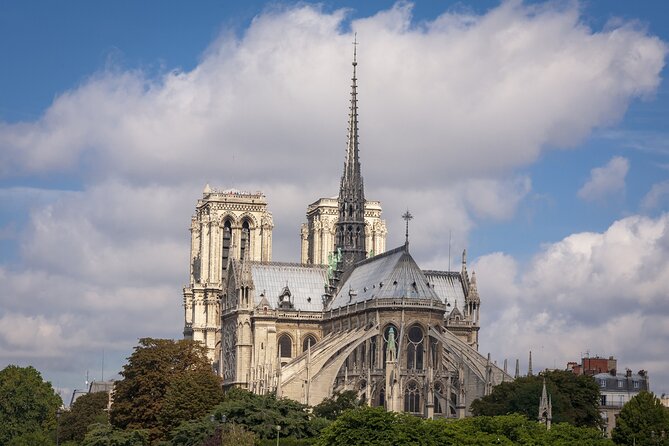 Notre Dame, Sainte-Chapelle & Conciergerie Outdoor Walking Tour - Stop 3: Sainte-Chapelle From the Outside, What to Notice Before You Go Inside Elsewhere