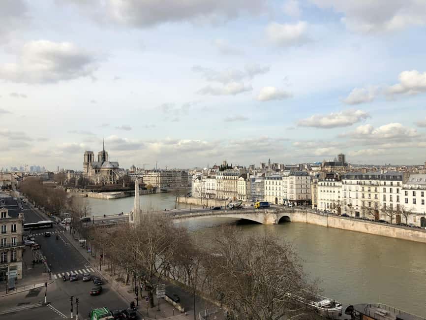 Notre-Dame Tour with Host or AudioGuide + Optional Cruise - Key things to know before you go