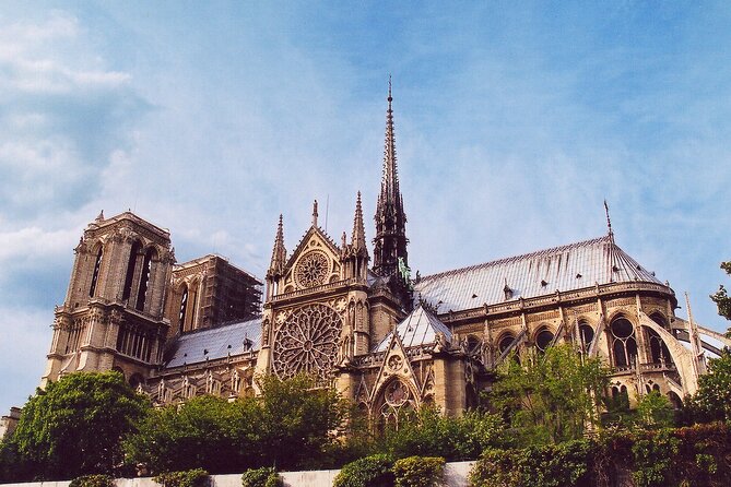 Outdoor Notre-Dame walking Tour with Sainte-Chapelle Entry - Église Saint-Séverin: where the tour slows down