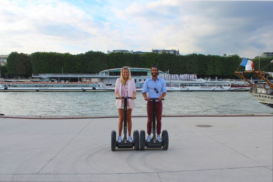 Paris: 1.5-Hour Segway Tour with River Cruise Ticket - Place de la Concorde and the Louvre in your sightline