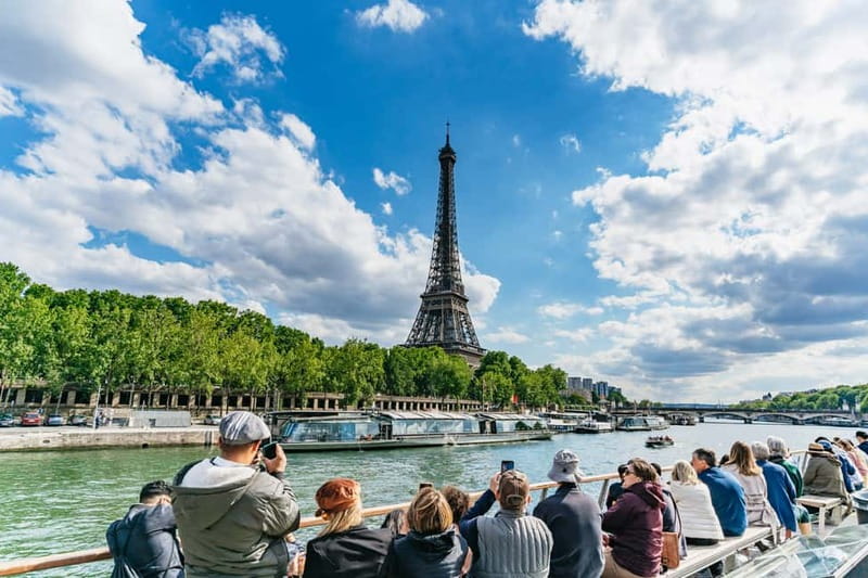 Paris: 1-Hour Seine Cruise departing from the Eiffel Tower - Les Invalides and Musée d’Orsay, Seen Like Paris From the River