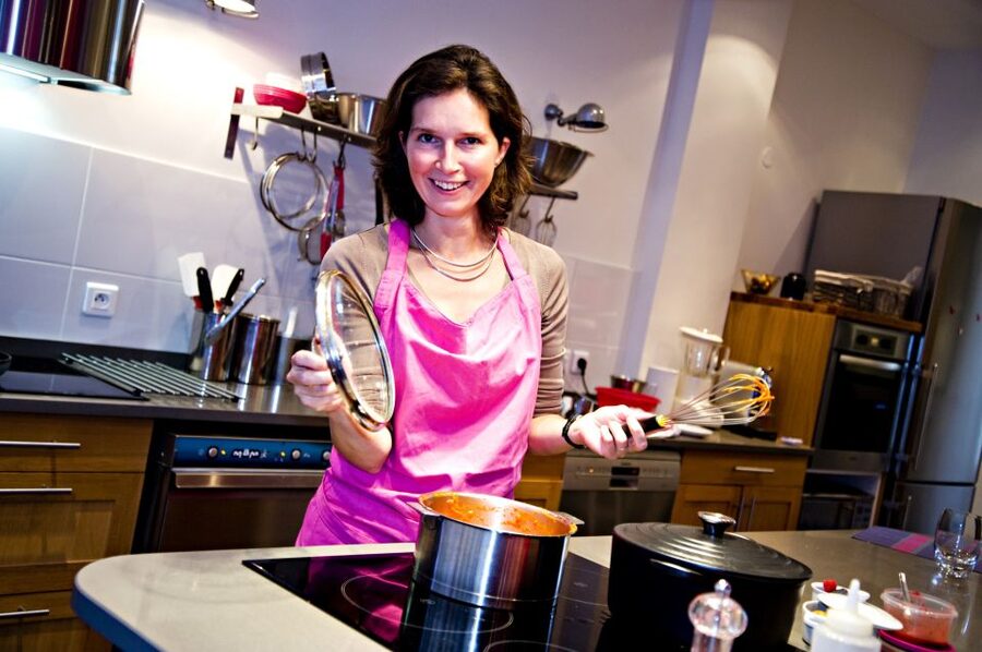 Paris: 2.5-Hour French Pastry Cooking Class - Chef Noémie’s loft at 92 rue Nollet, right in Paris