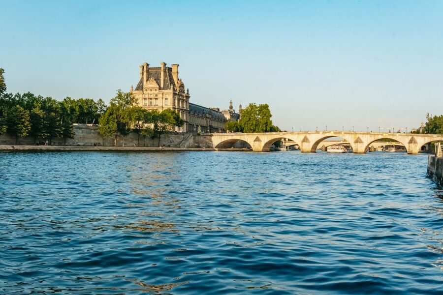 Paris : 3-Course Gourmet Dinner Cruise on Seine River - Quick Takeaways for a Smooth Evening on the Seine