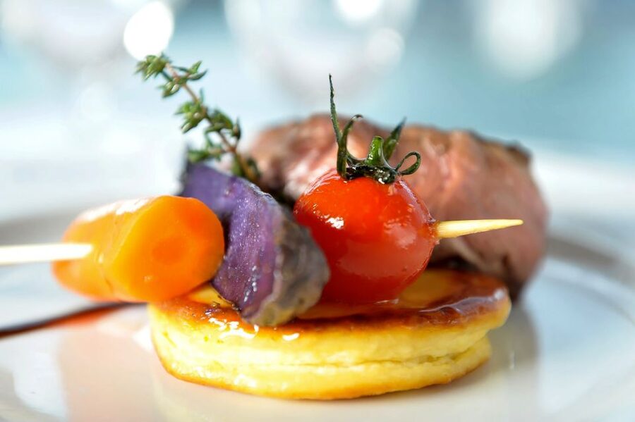 Paris: 3-Course Lunch Cruise on the River Seine - Price and Value: Is $80 for Lunch on the Seine Fair?