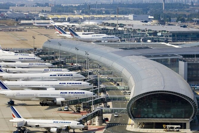 Paris Airport Private Transfer to City Center - Comfort in an Air-Conditioned Private Vehicle, Plus the English Guide