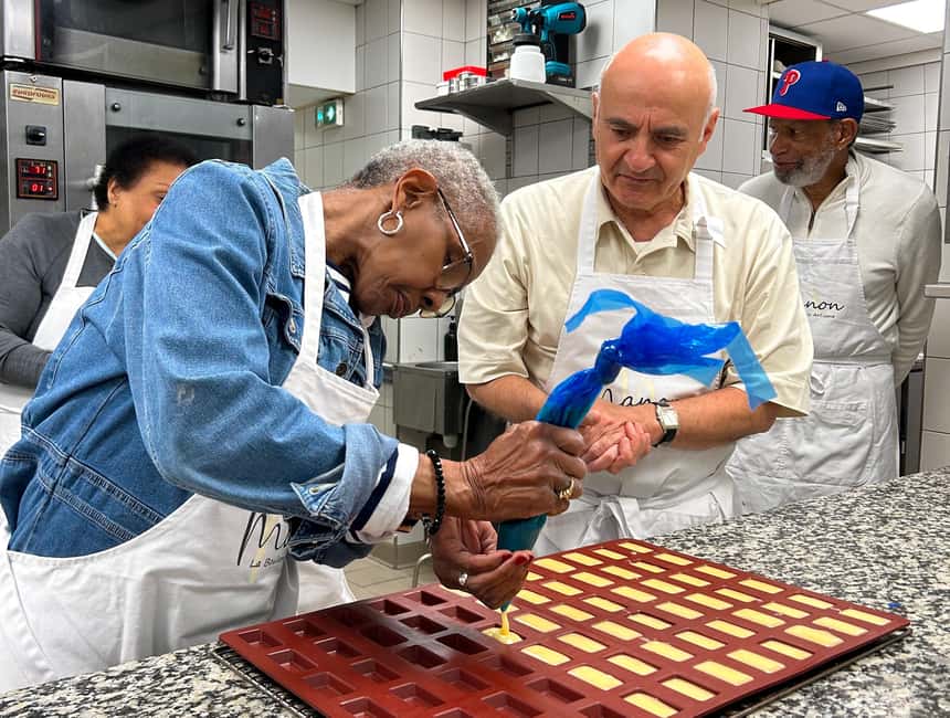 Paris: Baking Insider Experience - Two Hours in a Working Paris Boulangerie, Not a Demo
