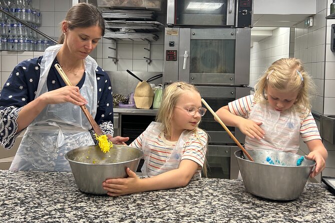 Paris Behind the Scenes Macaron Baking Class - Who This Class Fits Best (Families, Teens, and Food Lovers)