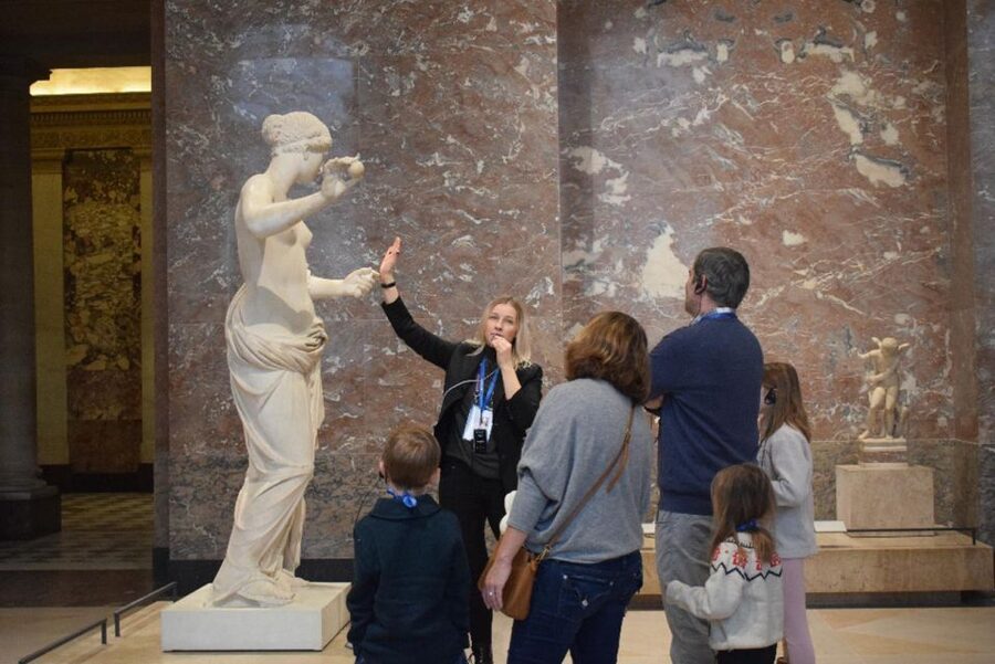 Paris: Best of the Louvre Guided Tour with Pre-booked Ticket - Skip-The-Line Entrance and Timed Ticket Reality Check