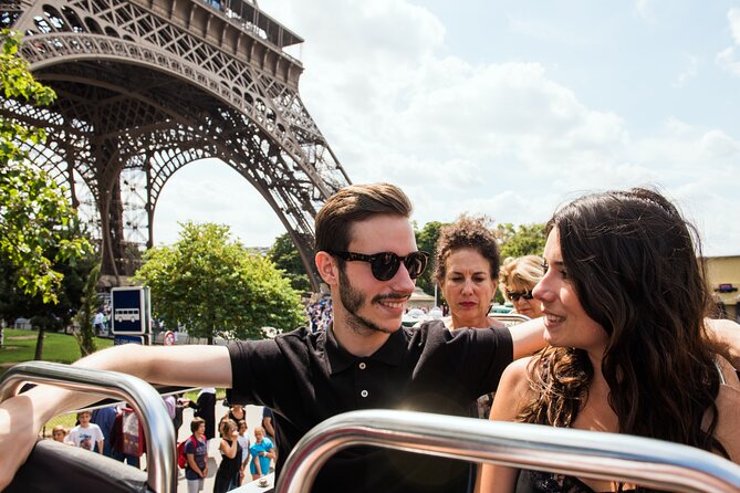 Paris Big Bus Hop-on Hop-off and Seine River Cruise - Stop 1: Louvre Museum area, plus Pont des Arts for quick photo wins