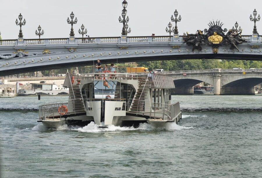 Paris: Big Bus Hop-on Hop-off Tour and Seine River Cruise - The open-top ride, Wi-Fi, and multilingual audio that actually guide you