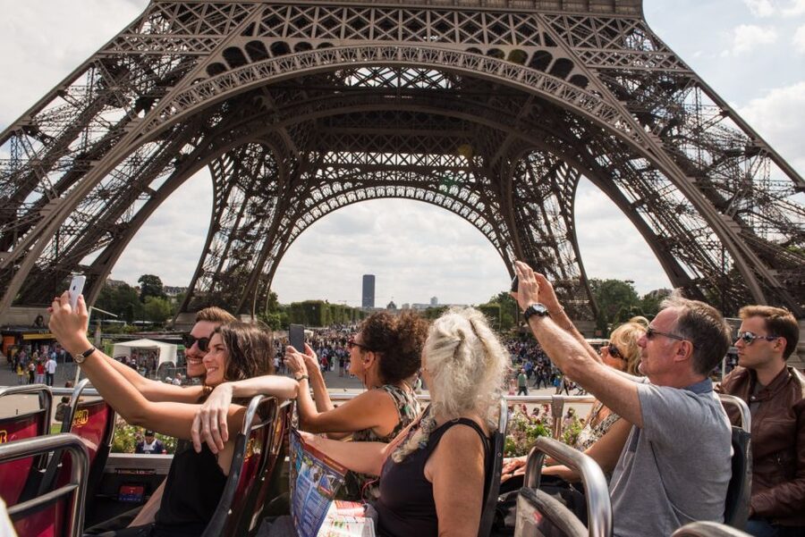 Paris: Big Bus Hop-on Hop-off Tour & Panoramic Night Tour - Comfort, Heating, and Earbud Audio: A Real-World Reality Check