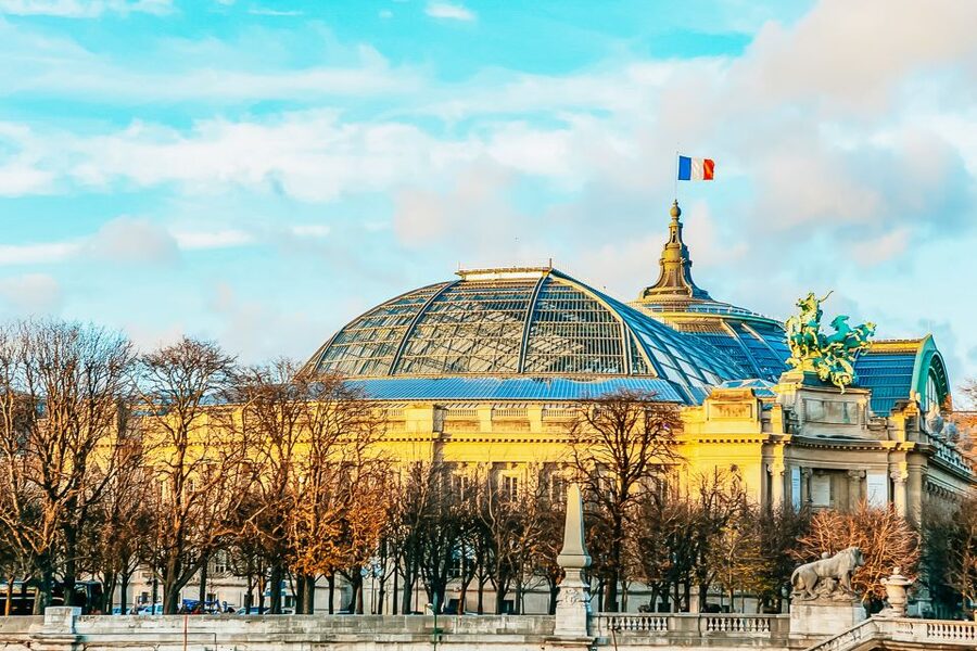 Paris: Big Bus Hop-On Hop-Off Tour with Optional Cruise - Eiffel Tower and Champ de Mars: timing your hop-off for the best city views