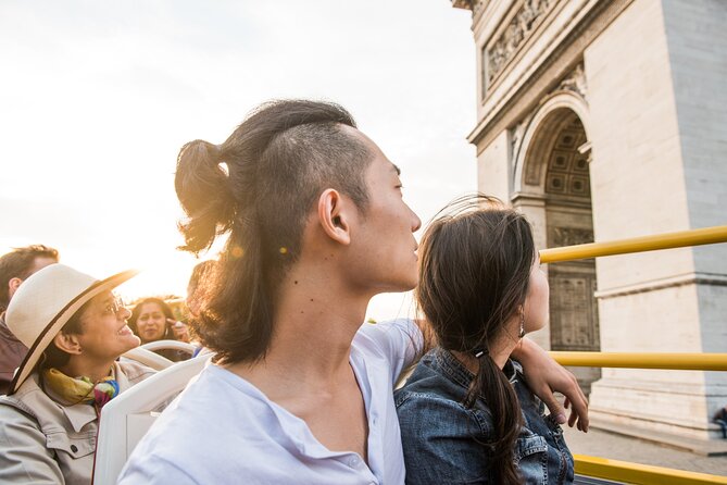 Paris Big Bus Open Top Panoramic Night Tour - What’s actually included: Wi-Fi, earbuds, and eight-language audio