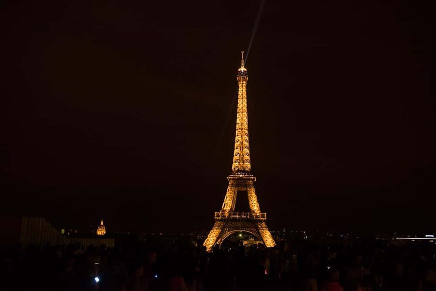 Paris: Big Bus Panoramic Night Tour by Open-Top Bus - The audio guide: what it adds, and how to handle audio glitches