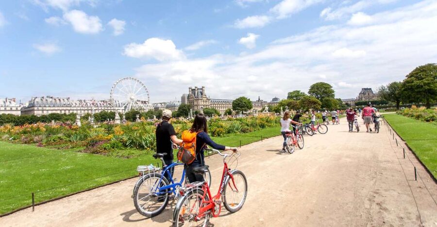 Paris Bike Tour: Eiffel Tower, Place de la Concorde & More - 210 minutes on cruisers: comfort, pacing, and real-world riding